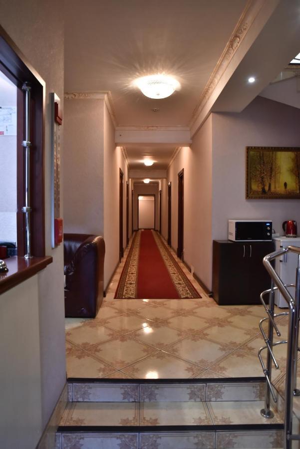 Hotel Т2 Kiev Exteriör bild