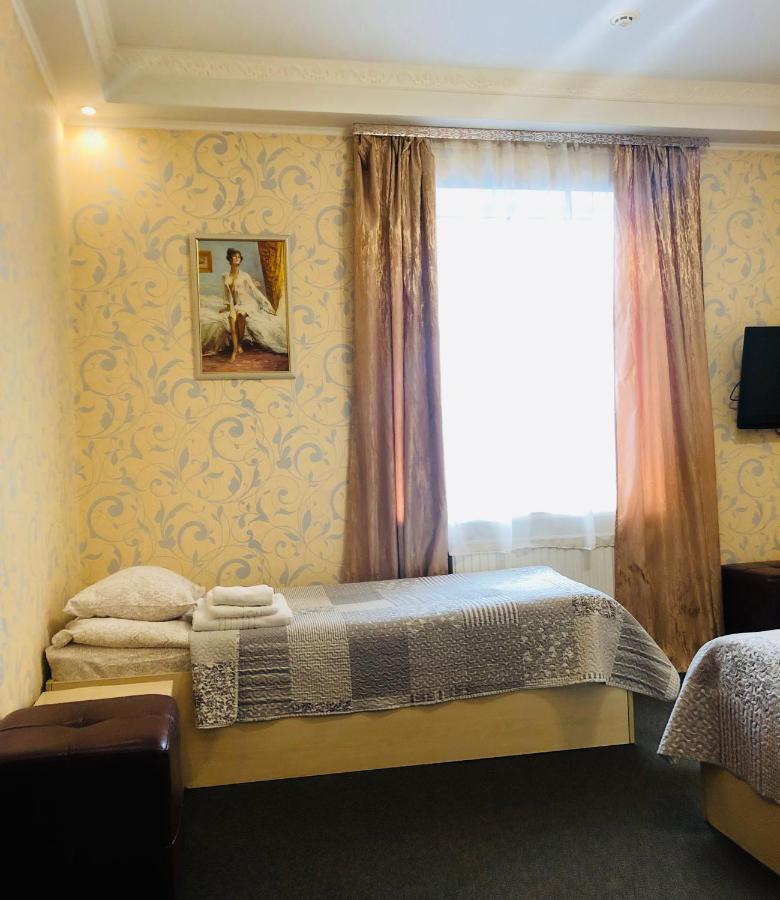 Hotel Т2 Kiev Exteriör bild